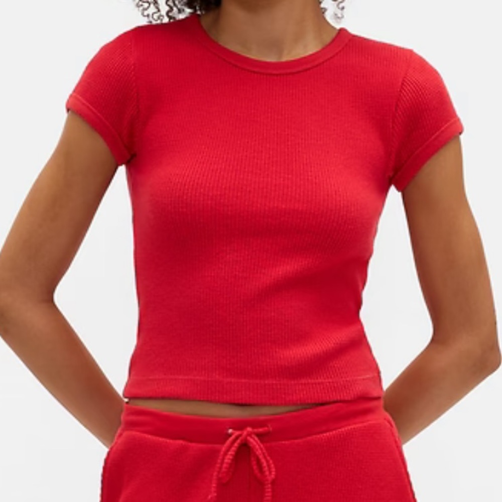 💕 🆕 Gap fitted waffle knit red pajama lounge short sleeve crew neck shirt